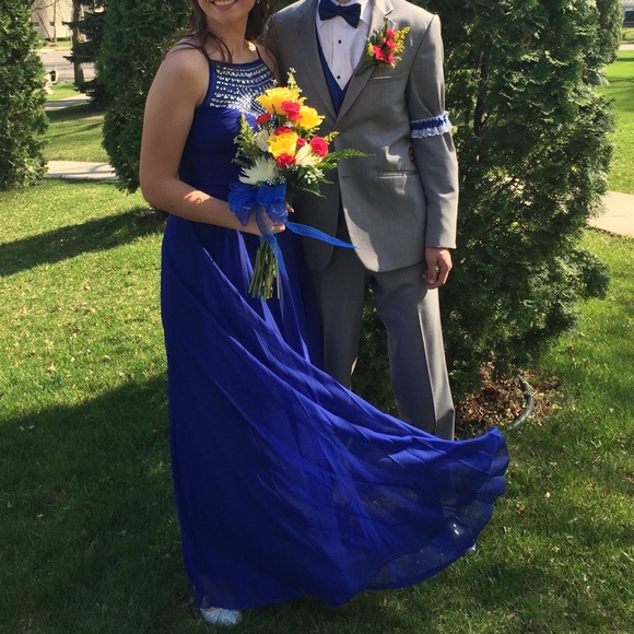 PROM DRESS! - Picture 4 of 7